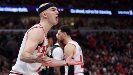 Bears Legend Calls out Bulls After Historic Game 3 Loss at Home