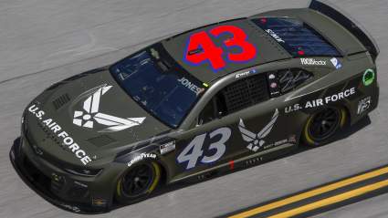 Erik Jones’ Decision at Talladega Draws Parallels to Matt DiBenedetto