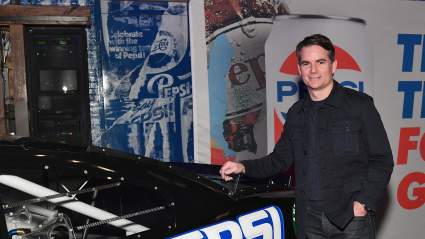 Jeff Gordon’s Busch Series Scheme Returns at Darlington