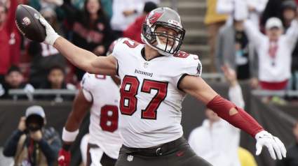 Rob Gronkowski on Contract Talks With Bucs: ‘There’s No Reason to Do That’