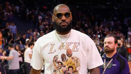 Banished Knicks All-Star Predicted to Team Up With LeBron James