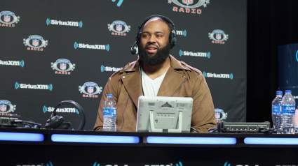 Broncos Predicted to Sign Pro Bowl DE