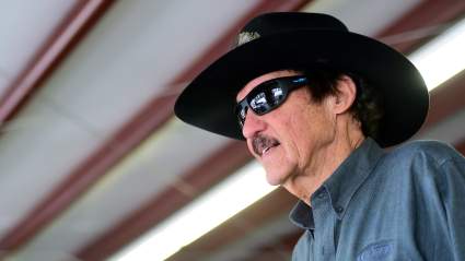 ‘The King’ Headlines Stacked FOX Booth for Throwback Weekend