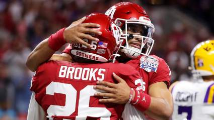 Eagles Sign Jalen Hurts’ College Teammate: Ex-Oklahoma ‘Little Old Man’