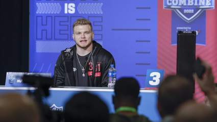Lions Sign First Pair of 2022 Draft Picks to Rookie Contracts: Report