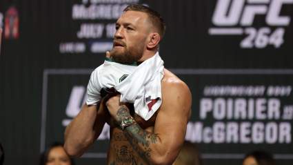 UFC 276 Result Could Lead to Conor McGregor Title Shot, Analysis Says