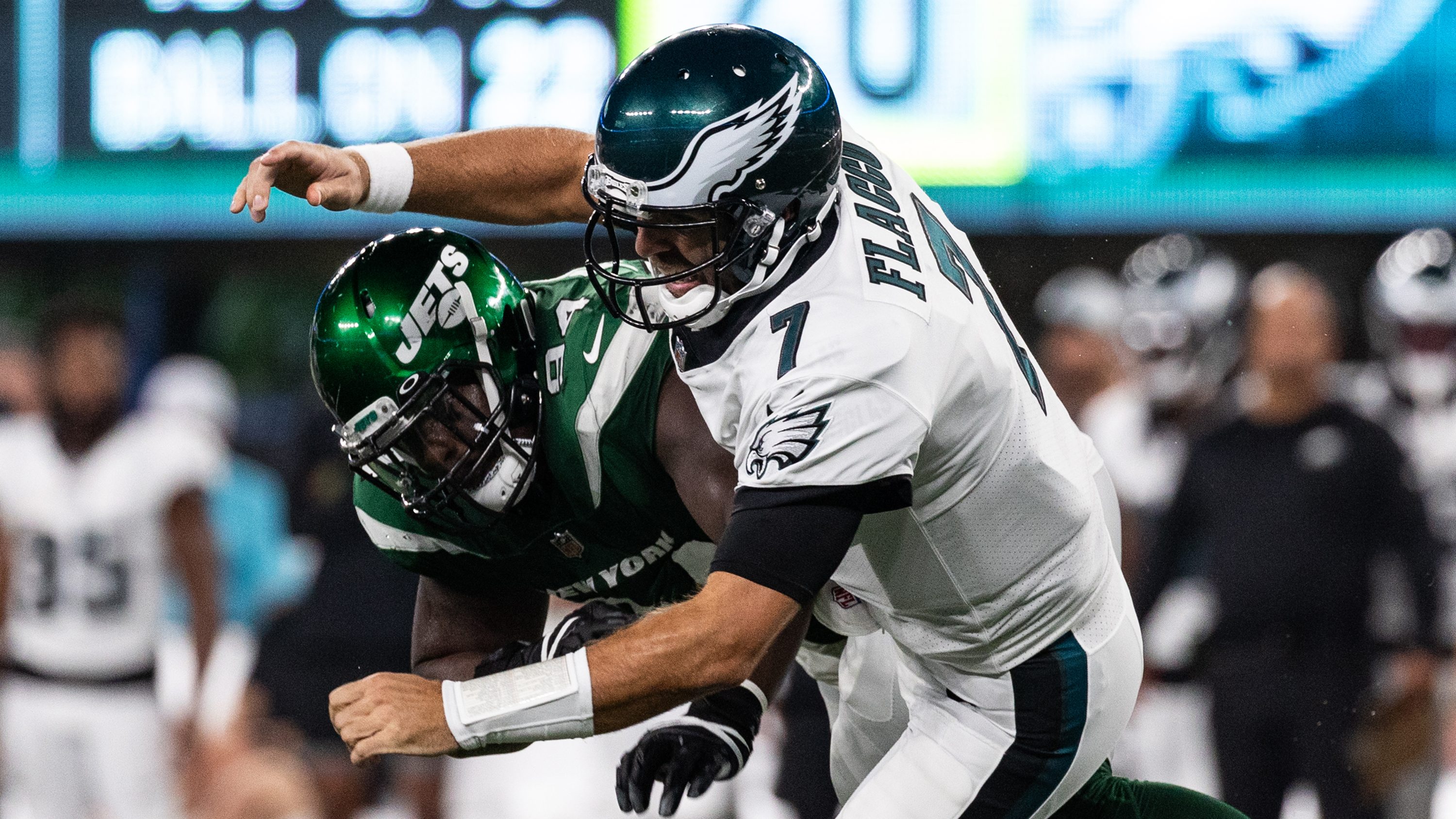 New York Jets' Mekhi Becton shows up to work in a Michael Myers mask