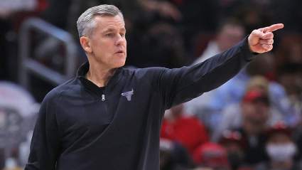 Bulls Warned Against Giving New Deal to Star This Offseason