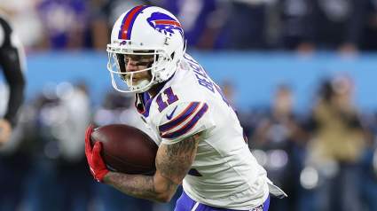 2 NFL Teams Urged to Sign Ex-Bills Veteran Wide Receiver