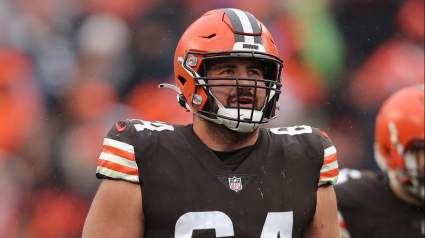 Giants Named Potential Landing Spot for ex-Browns’ Starting Center