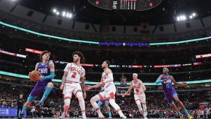 Bulls Star to Undergo Major Surgical Procedure: Report