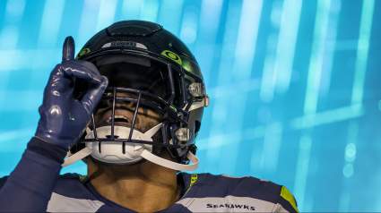 Seahawks Reveal New Defensive Signal Caller for 2022 Season