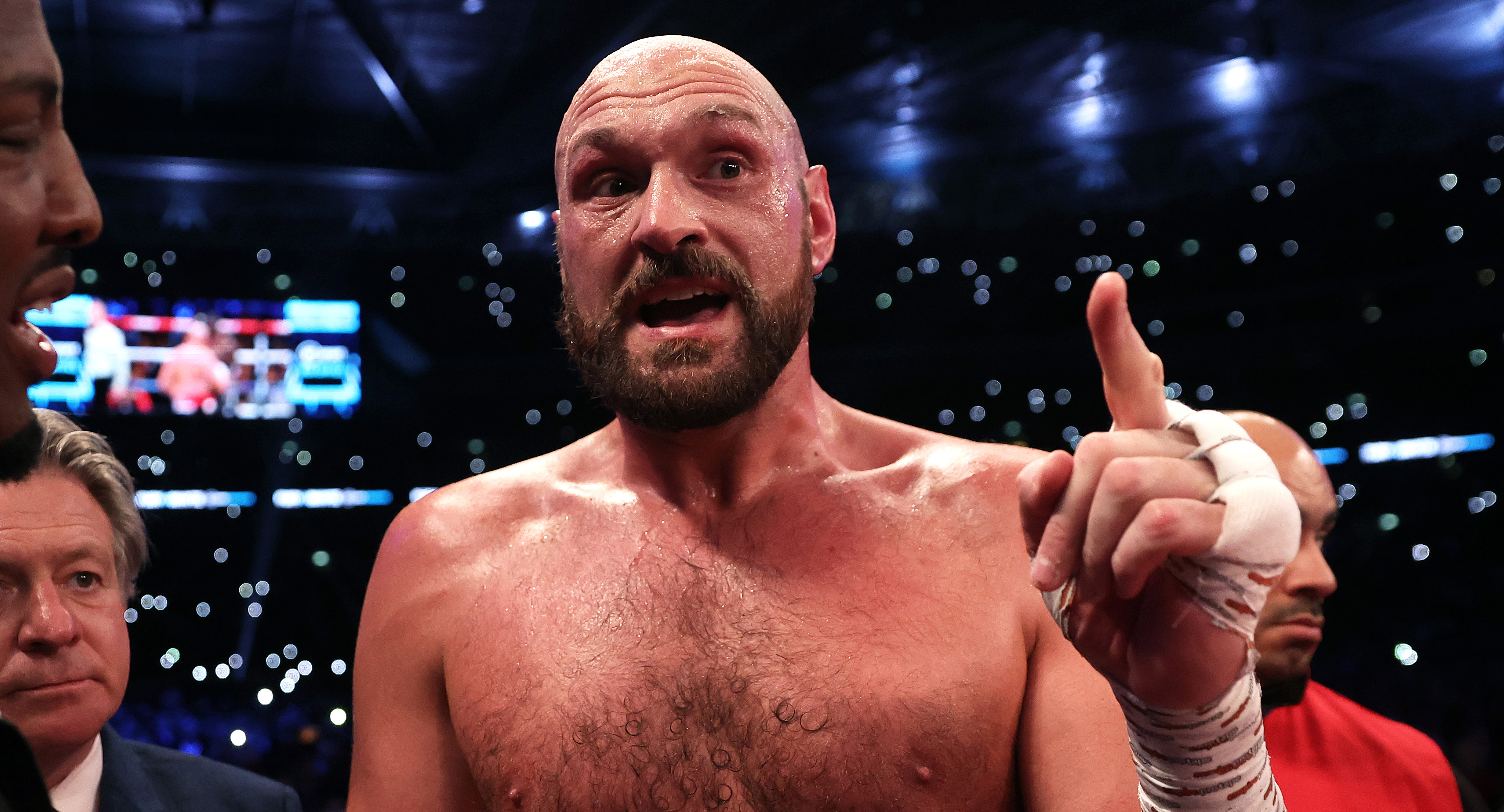 PHOTOS Tyson Fury Is Training MMA With UFC Legend Heavy