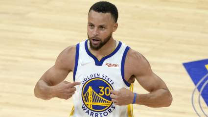 Warriors Star Steph Curry Explains Viral Taunt Aimed at Mavs