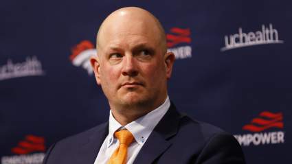 Broncos Ex-Pro Bowler Bolts for Deal With AFC Rival