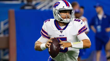 ‘Renegade’ Photo of Buffalo Bills QB Goes Viral on Instagram