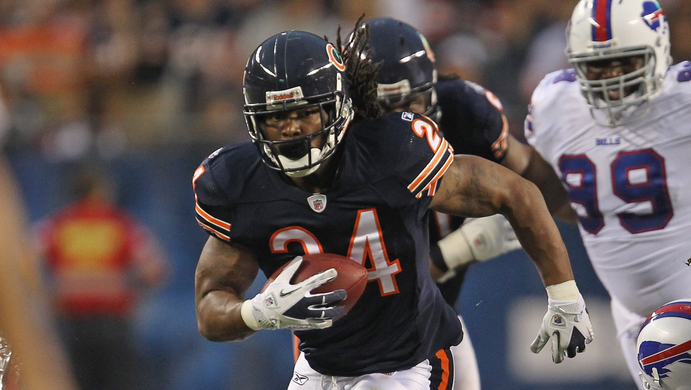 Former Bears, Cowboys RB Marion Barber III tragically passes away