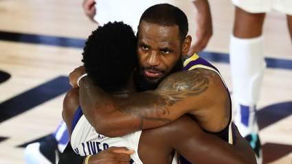 Lakers Miss on 2-Time All-Star Who Joins Contender: Report