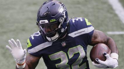 Exclusive: Star RB Chris Carson Breaks Silence on Future With Seahawks