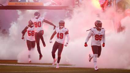 Ex-Buccaneers Starter Could Bolt for AFC Rival: Report