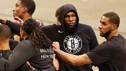 Proposed Mega Trade Lands Lakers Kevin Durant & Star Guard for Massive Haul