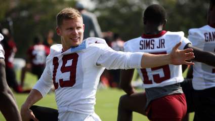 Jets Linked to Former Free Agent Target, Reception Monster
