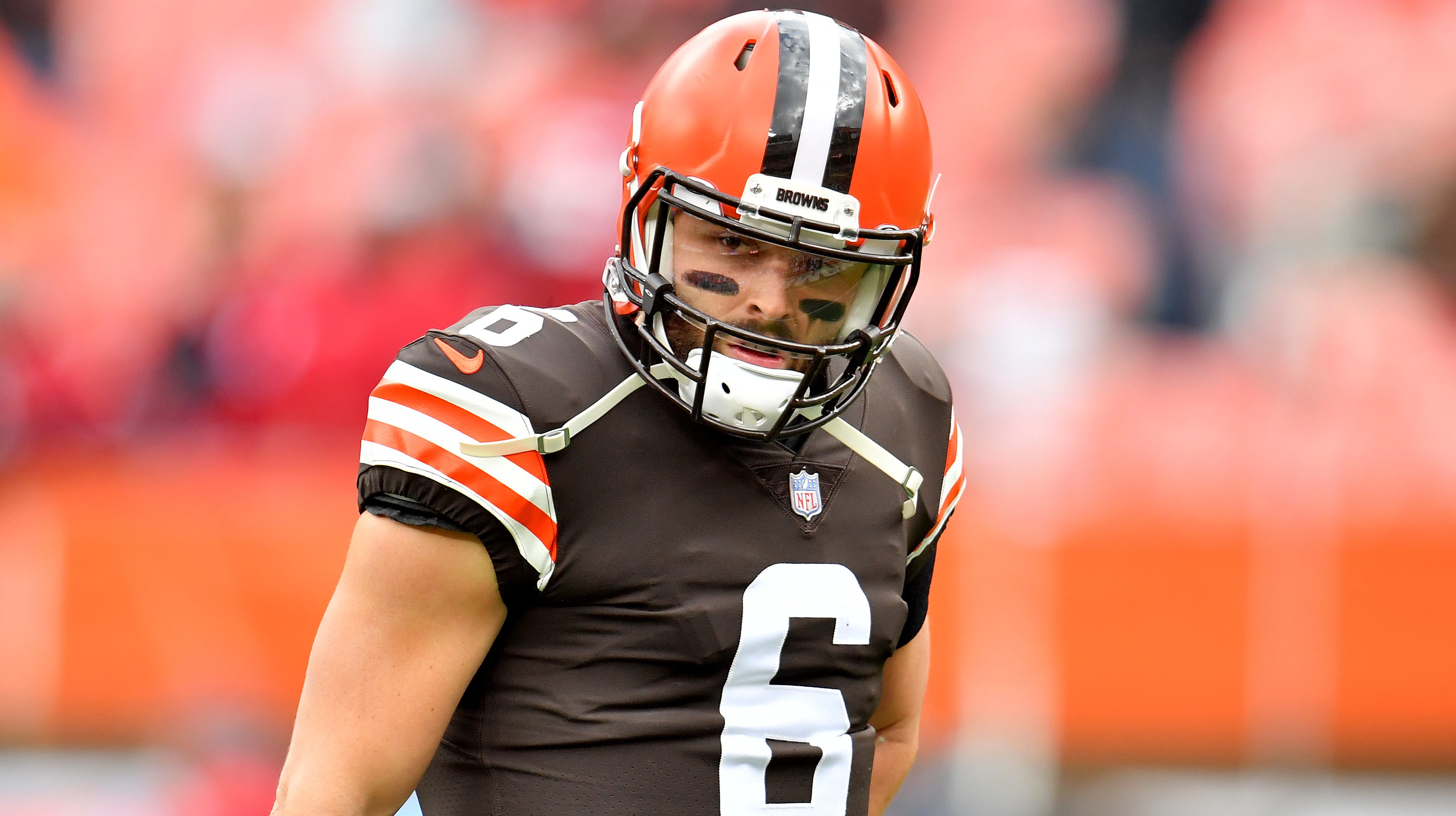 Cleveland Browns Baker Mayfield limited by left shoulder harness