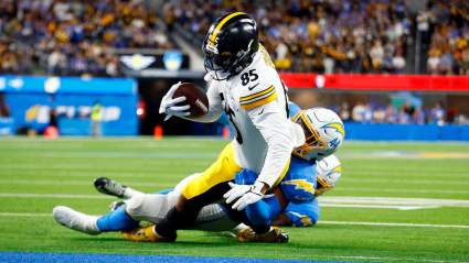 Former Steelers Tight End Seen as ‘Best Fit’ for AFC North Rival