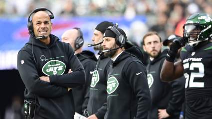 Polarizing Ex-Jets Coach Makes Football Comeback: Report