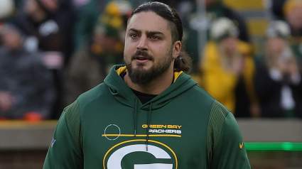 Packers Share Cautious Update on David Bakhtiari’s Knee