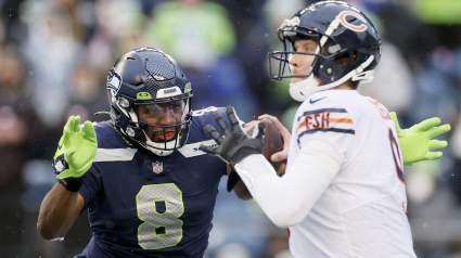 Chiefs Players & Coaches Gush Over KC’s Newest Signing