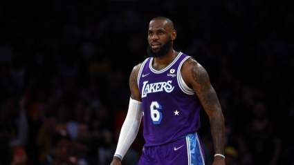 LeBron James Sends Terrifying Message to NBA Lakers Fans Will Love