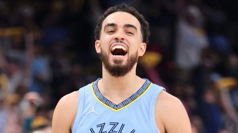 The New York Knicks should target Tyus Jones of the Memphis Grizzlies, who is pictured above.