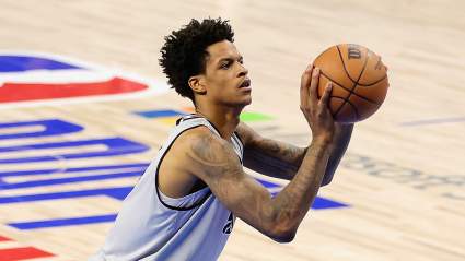 Lakers Sign Son of Former MVP & Team Legend to Deal: Report