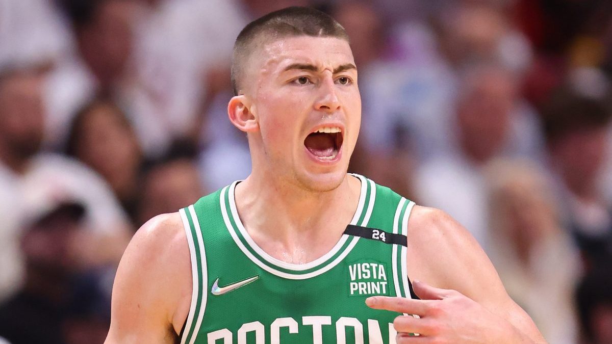 Boston Celtics player Payton Pritchard, 25, pops the question to  21-year-old influencer girlfriend