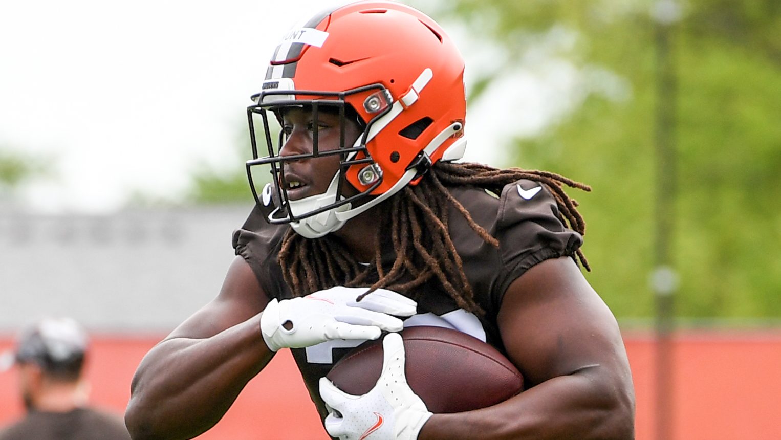 Browns RB depth chart: D'Ernest Johnson, Demetric Felton lead backfield  with Nick Chubb, Kareem Hunt out