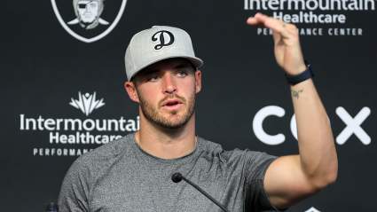 Derek Carr Has Strong Response to Controversial Davante Adams Statement