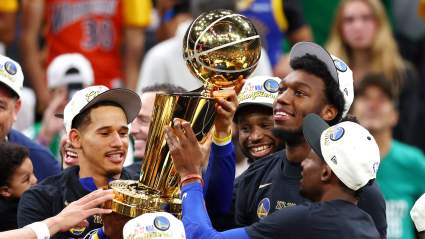 Warriors Could Lose Fan Favorite to Top Western Rival: NBA Exec
