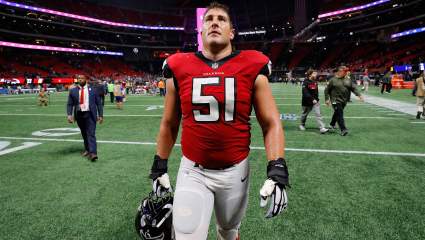 Falcons’ Legendary Center to Retire: Report