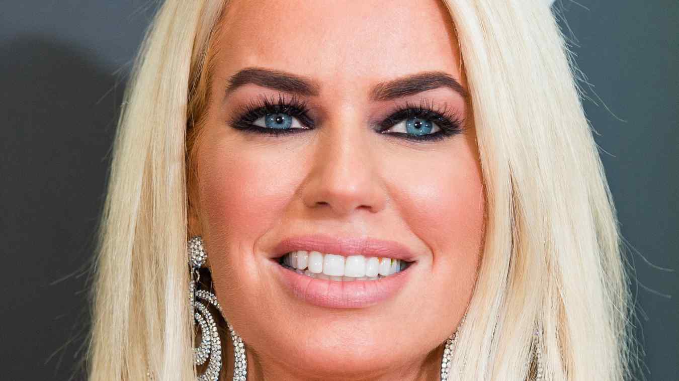 Caroline Stanbury's Net Worth 5 Fast Facts You Need to Know