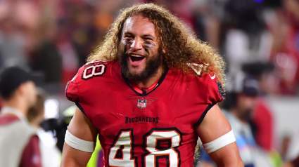 Bucs Pass Rusher Sounds off on Shootings