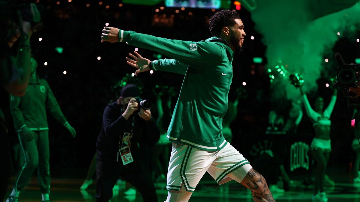 Jayson likes the nickname LeBron gave him. 👌 — Follow @CelticsNationCP —  #CUsRise #Celtics #CelticsNation #BOS #BostonCeltics #JaysonTatum …
