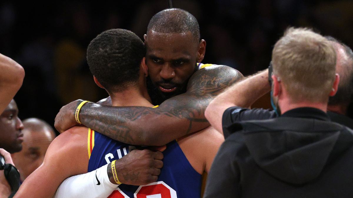 Lakers rumors: LeBron James' coach on hot seat as Warriors keep winning - Golden  State Of Mind