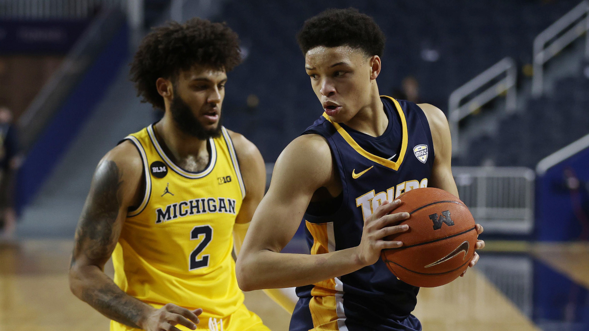 2022 NBA Draft: Warriors trade up to get Toledo's Ryan Rollins in the  second round