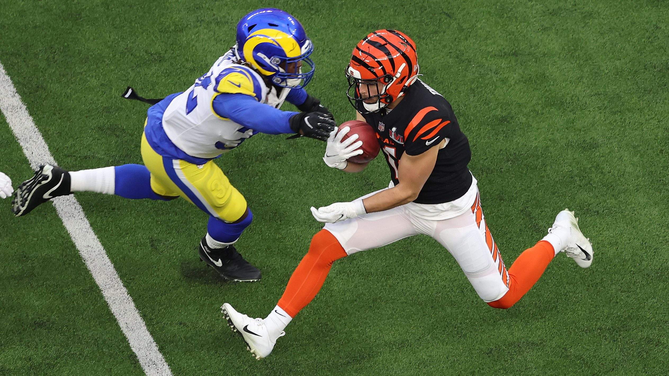 Ex-Bengals player reveals major future plan in a concise update.
