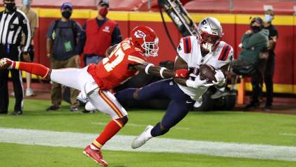 Proposed Cowboys Trade Sends DT to Patriots for ‘Towering’ WR