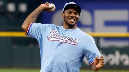 Cowboys LB Micah Parsons Hits Moonshot Homerun in Softball Game [WATCH]