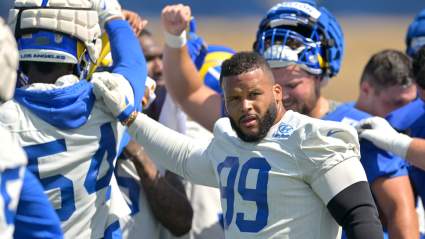Insider Lays out Scenario Where Steelers Acquire Aaron Donald