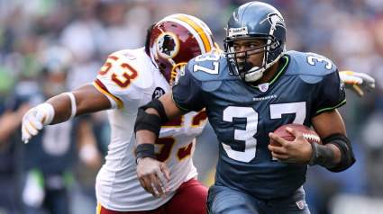 Shaun Alexander Warns Seahawks of ‘Foolish’ QB Move