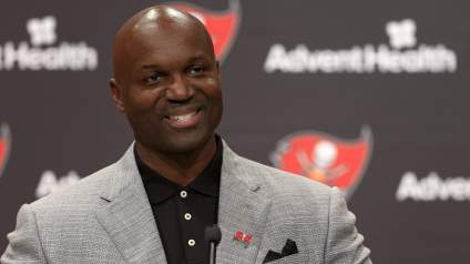 Buccaneers Could Sign 2-Time Super Bowl Champion QB